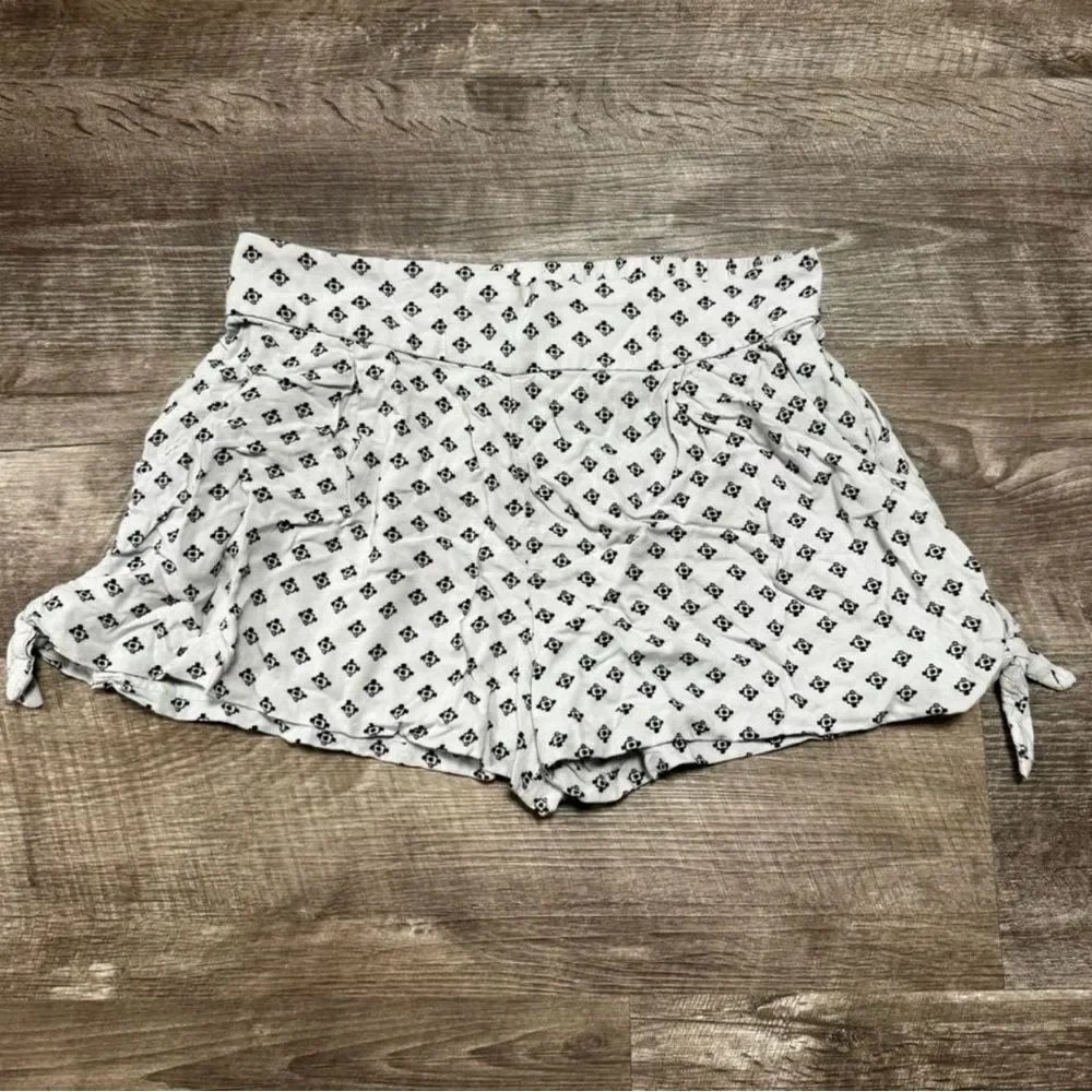 Free People Printed Sheila Pull On Shorts Size Small